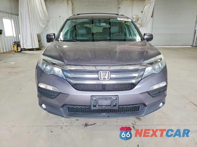 Piąte zdjęcie samochodu w środku: 2016 HONDA PILOT EXL VIN:5FNYF6H57GB037210 - miniatura