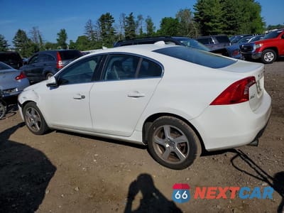 Drugie zdjęcie samochodu z przodu: 2013 VOLVO S60 T5 VIN:YV1612FH1D2227265 - miniatura
