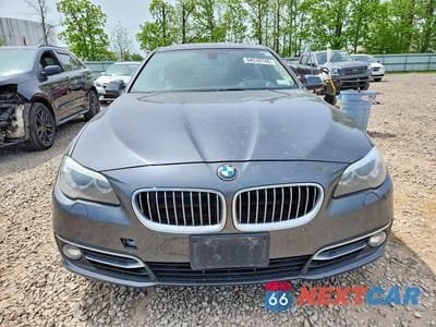 Piąte zdjęcie samochodu w środku: 2016 BMW 535 XI VIN:WBA5B3C56GG252570 - miniatura