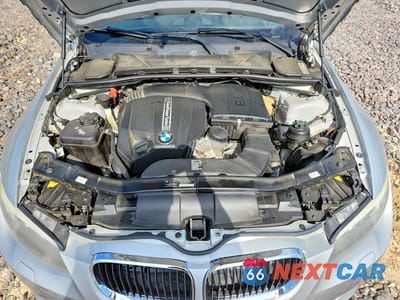 Zdjęcie 11 z 12 samochodu: 2011 BMW 335 XI VIN:WBAKF9C53BE619360 - miniatura