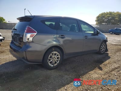 Trzecie zdjęcie samochodu z tyłu: 2016 TOYOTA PRIUS V FOUR VIN:JTDZN3EU6GJ042070 - miniatura
