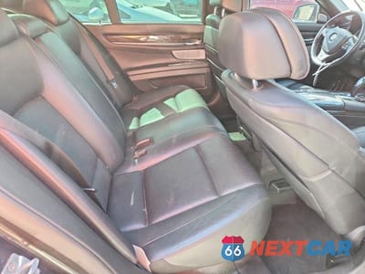 Zdjęcie 10 z 12 samochodu: 2015 BMW 750 XI VIN:WBAYB6C5XFD966121 - miniatura