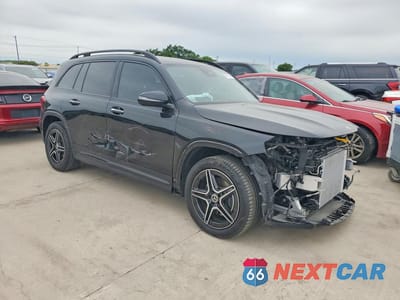 Czwarte zdjęcie samochodu z boku: 2024 MERCEDES-BENZ GLB 250 VIN:W1N4M4GB4RW349850 - miniatura