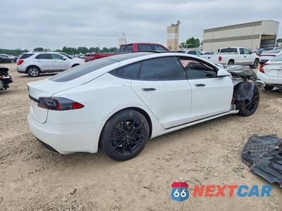 Trzecie zdjęcie samochodu z tyłu: 2017 TESLA MODEL S VIN:5YJSA1E25HF181311 - miniatura