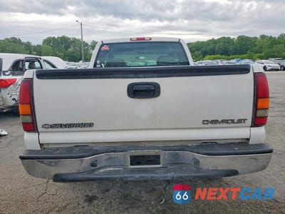 Zdjęcie 6 z 12 samochodu: 2002 CHEVROLET SILVERADO C1500 VIN:2GCEC19V221414616 - miniatura