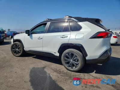 Drugie zdjęcie samochodu z przodu: 2024 TOYOTA RAV4 XSE VIN:JTME6RFV6RD549994 - miniatura