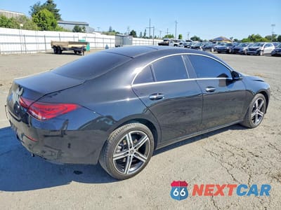 Trzecie zdjęcie samochodu z tyłu: 2023 MERCEDES-BENZ CLA 250 VIN:W1K5J4GB4PN362997 - miniatura