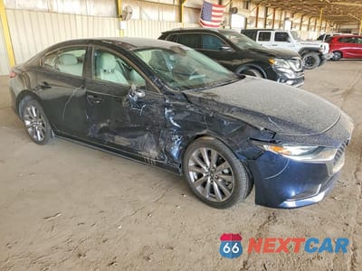 Czwarte zdjęcie samochodu z boku: 2019 MAZDA 3 SELECT VIN:3MZBPAAL1KM108336 - miniatura