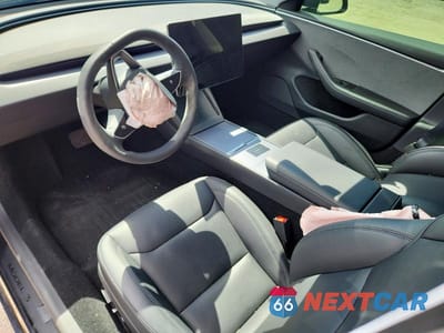 Zdjęcie 8 z 13 samochodu: 2025 TESLA MODEL 3 VIN:5YJ3E1EA7SF992650 - miniatura