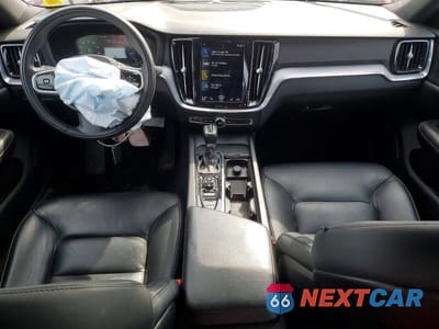 Zdjęcie 8 z 13 samochodu: 2020 VOLVO S60 T6 MOMENTUM VIN:7JRA22TK4LG066765 - miniatura