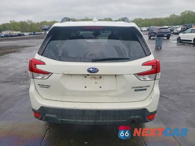Zdjęcie 6 z 14 samochodu: 2019 SUBARU FORESTER PREMIUM VIN:JF2SKAGC4KH564944 - miniatura