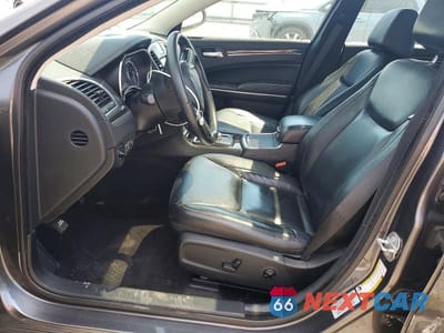 Zdjęcie 7 z 14 samochodu: 2016 CHRYSLER 300 LIMITED VIN:2C3CCARG2GH305262 - miniatura