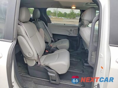 Zdjęcie 11 z 14 samochodu: 2025 TOYOTA SIENNA XLE 7-PASSENGER VIN:5TDJSKFC5SS190194 - miniatura