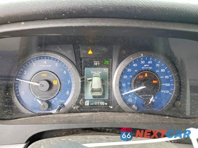 Zdjęcie 9 z 14 samochodu: 2019 TOYOTA SIENNA XLE 8-PASSENGER VIN:5TDYZ3DC4KS005720 - miniatura