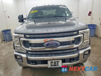 Piąte zdjęcie samochodu w środku: 2022 FORD F350 SUPER DUTY VIN:1FT8X3BT2NEF19651 - miniatura