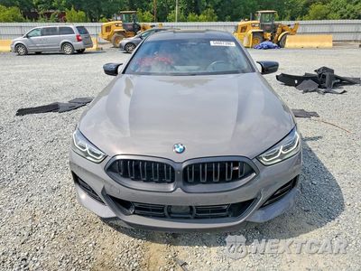 Piąte zdjęcie samochodu w środku: 2025 BMW M850XI VIN:WBAGV8C02SCT01071 - miniatura