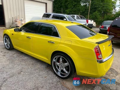 Trzecie zdjęcie samochodu z tyłu: 2012 CHRYSLER 300C VIN:2C3CCAET1CH283820 - miniatura