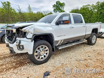 2016 GMC SIERRA K2500 DENALI 1GT12UE84GF283885 - główne zdjęcie licytacji z USA - miniatura