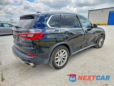 Trzecie zdjęcie samochodu z tyłu: 2020 BMW X5 XDRIVE40I VIN:5UXCR6C01L9C20167 - miniatura