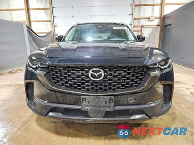 Piąte zdjęcie samochodu w środku: 2025 MAZDA CX-50 PREFERRED VIN:7MMVABBM2SN333742 - miniatura