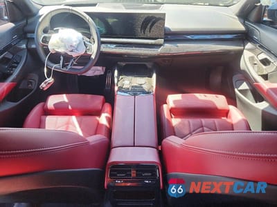 Zdjęcie 8 z 12 samochodu: 2026 BMW 550 XE VIN:WBA13FK09TCV38532 - miniatura