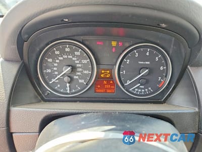 Zdjęcie 9 z 13 samochodu: 2013 BMW X1 XDRIVE28I VIN:WBAVL1C57DVR87518 - miniatura