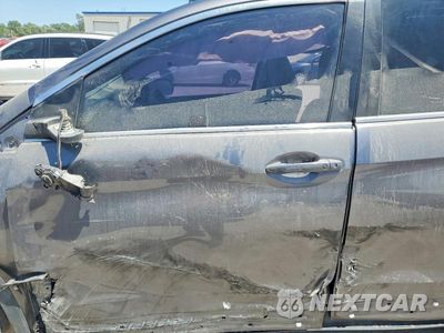 Zdjęcie 7 z 13 samochodu: 2016 HONDA CR-V EX VIN:3CZRM3H58GG713015 - miniatura
