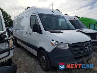 Czwarte zdjęcie samochodu z boku: 2023 MERCEDES-BENZ SPRINTER 2500 VIN:W1Y4KCHY9PT137773 - miniatura