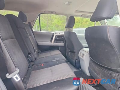 Zdjęcie 11 z 13 samochodu: 2011 TOYOTA 4RUNNER SR5 VIN:JTEBU5JR9B5061873 - miniatura
