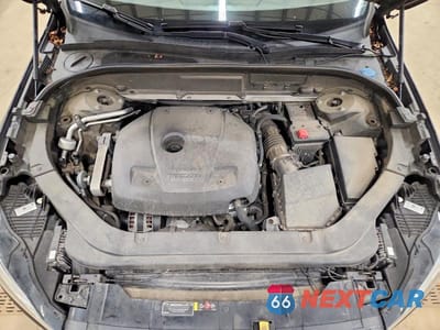 Zdjęcie 12 z 13 samochodu: 2019 VOLVO XC60 T6 MOMENTUM VIN:LYVA22RK7KB231028 - miniatura