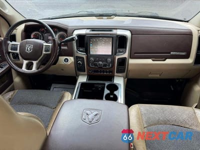 Zdjęcie 9 z 12 samochodu: 2015 RAM 2500 LARAMIE VIN:3C6UR5FL7FG673076 - miniatura