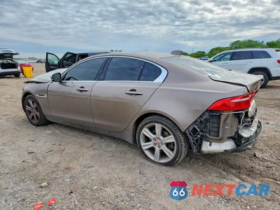 Drugie zdjęcie samochodu z przodu: 2017 JAGUAR XE PRESTIGE VIN:SAJAK4BN0HA971666 - miniatura
