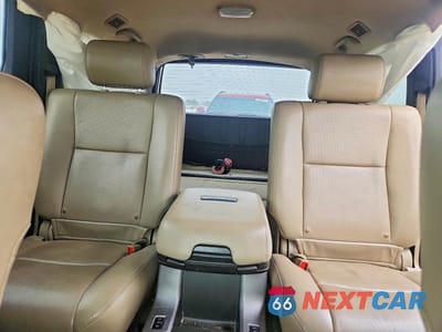 Zdjęcie 10 z 14 samochodu: 2011 TOYOTA SEQUOIA PLATINUM VIN:5TDDW5G18BS043724 - miniatura