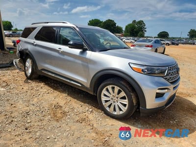 Czwarte zdjęcie samochodu z boku: 2021 FORD EXPLORER LIMITED VIN:1FM5K8FW9MNA11514 - miniatura