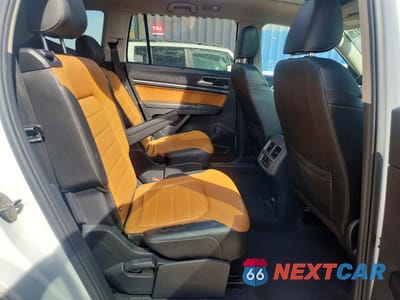 Zdjęcie 10 z 12 samochodu: 2019 VOLKSWAGEN ATLAS SEL PREMIUM VIN:1V2NR2CA8KC519308 - miniatura