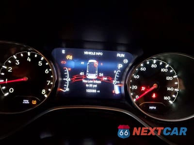 Zdjęcie 9 z 13 samochodu: 2019 JEEP COMPASS LATITUDE VIN:3C4NJDBB5KT629719 - miniatura