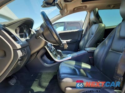 Zdjęcie 7 z 13 samochodu: 2014 VOLVO XC60 3.2 VIN:YV4940DL7E2516686 - miniatura