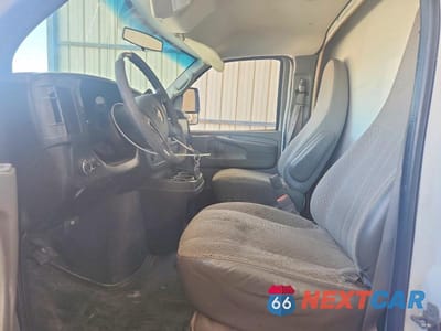 Zdjęcie 7 z 13 samochodu: 2014 CHEVROLET EXPRESS DELIVERY TRUCK VIN:1GB3G3BGXE1116817 - miniatura