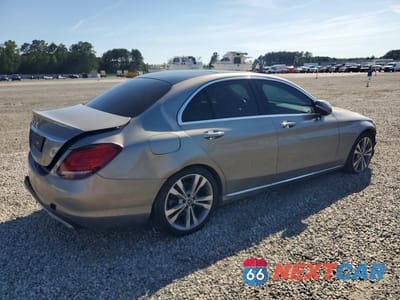 Trzecie zdjęcie samochodu z tyłu: 2020 MERCEDES-BENZ C 300 VIN:W1KWF8DB8LR601004 - miniatura