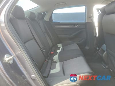 Zdjęcie 10 z 12 samochodu: 2018 HONDA ACCORD LX VIN:1HGCV1F13JA258160 - miniatura