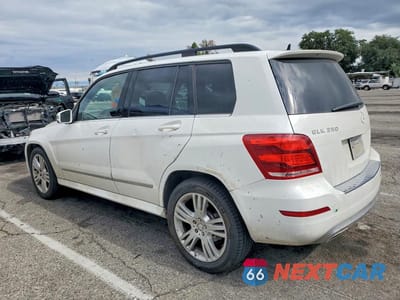 Drugie zdjęcie samochodu z przodu: 2015 MERCEDES-BENZ GLK 350 VIN:WDCGG5HBXFG395473 - miniatura