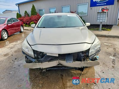 Piąte zdjęcie samochodu w środku: 2016 CHEVROLET MALIBU LIMITED LT VIN:1G11C5SA1GF121814 - miniatura
