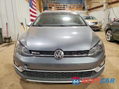 Piąte zdjęcie samochodu w środku: 2019 VOLKSWAGEN GOLF ALLTRACK S VIN:3VWM17AUXKM516646 - miniatura