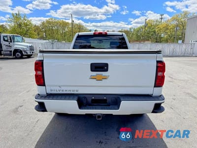 Piąte zdjęcie samochodu w środku: 2016 CHEVROLET SILVERADO K1500 LT VIN:1GCVKREC1GZ344708 - miniatura