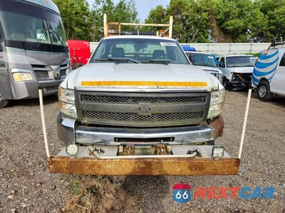 Piąte zdjęcie samochodu w środku: 2007 CHEVROLET SILVERADO C3500 VIN:1GBHC34K97E570118 - miniatura