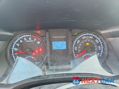 Zdjęcie 9 z 12 samochodu: 2017 TOYOTA TACOMA SR V6 VIN:3TMCZ5AN0HM066731 - miniatura