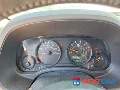 Zdjęcie 9 z 13 samochodu: 2016 JEEP PATRIOT VIN:1C4NJRAB8GD625935 - miniatura