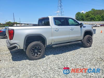 Trzecie zdjęcie samochodu z tyłu: 2020 GMC SIERRA K1500 SLE VIN:1GTU9BED0LZ347097 - miniatura