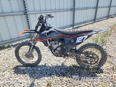 Trzecie zdjęcie samochodu z tyłu: 2019 KTM 250 SX-F VIN:VBKSXK437KM104323 - miniatura