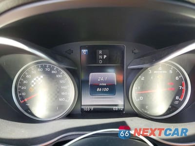 Zdjęcie 9 z 12 samochodu: 2018 MERCEDES-BENZ C 43 4MATIC AMG VIN:55SWF6EB2JU267079 - miniatura